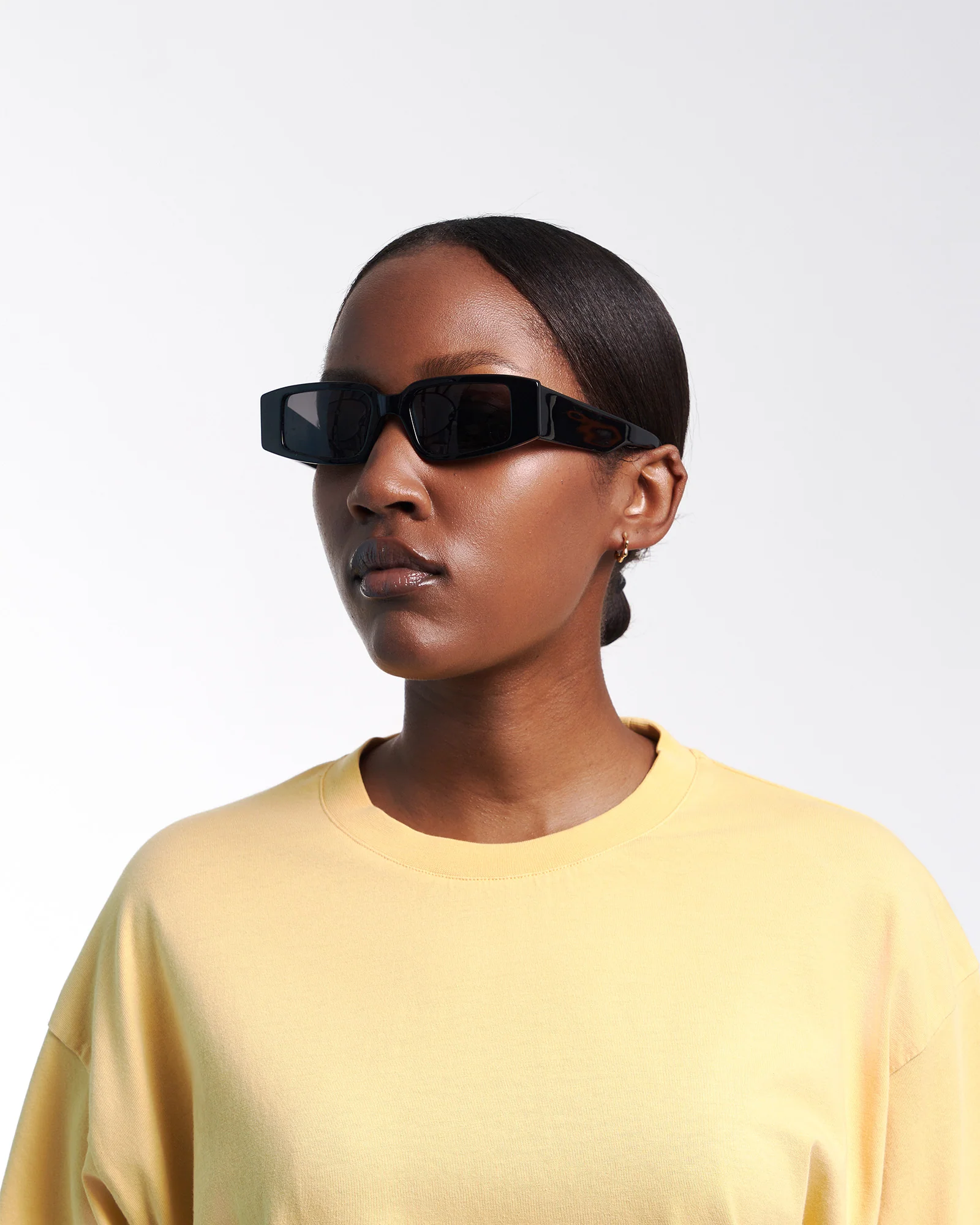 Sunglass 05 - Dark Amber - Brown - Image 4