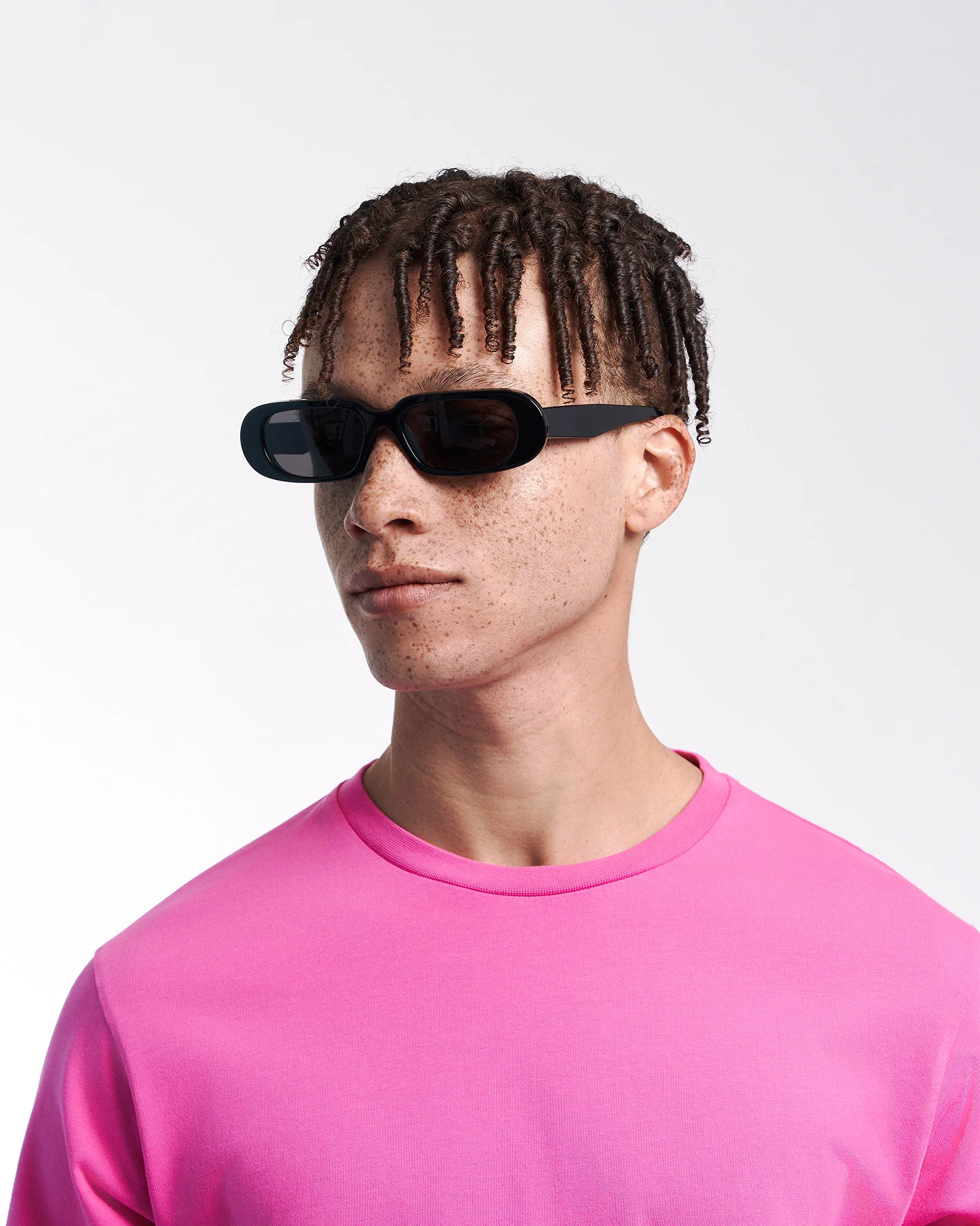 Sunglass 09 - Ultra Violet - Lavender - Image 5