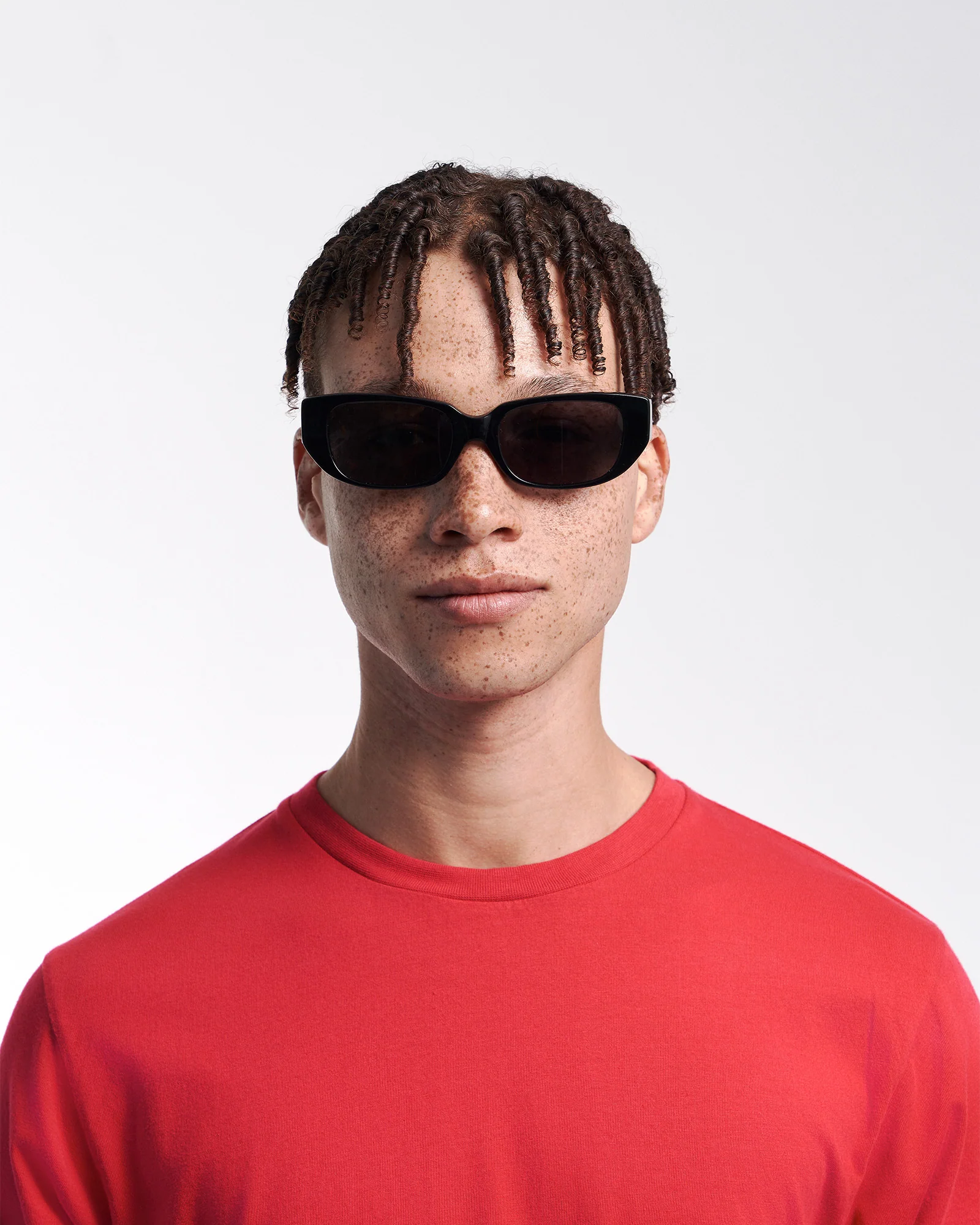 Sunglass 10 - Dark Amber - Brown - Image 3