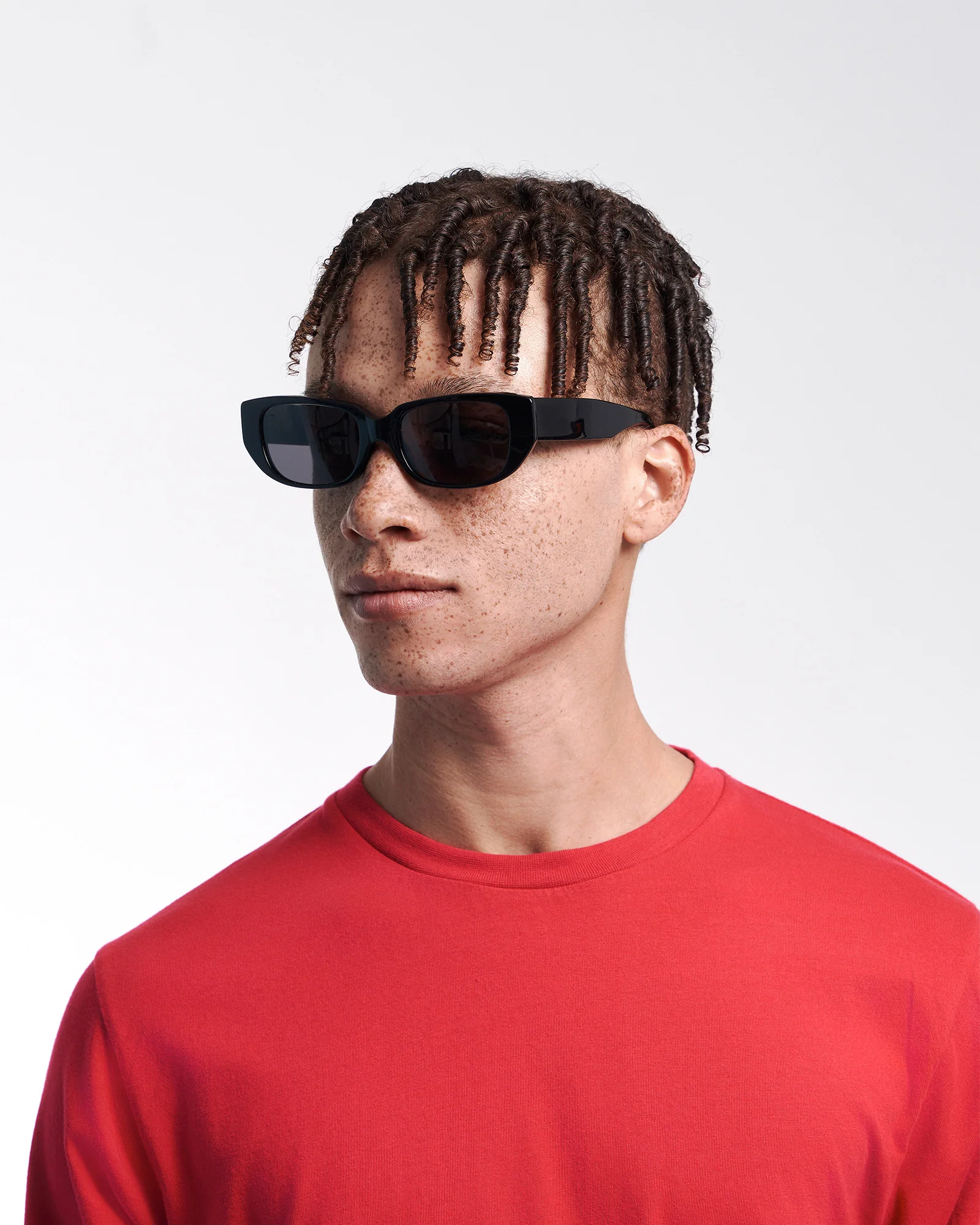 Sunglass 10 - Dark Amber - Brown - Image 5