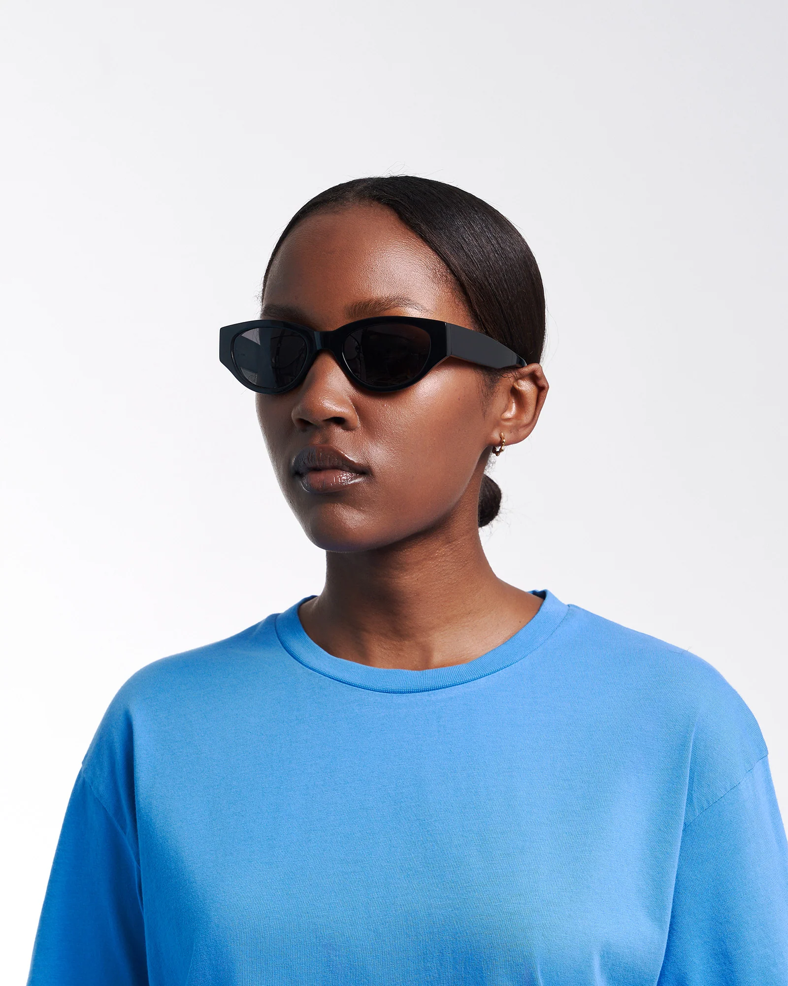 Sunglass 16 - Ultra Violet - Lavender - Image 4