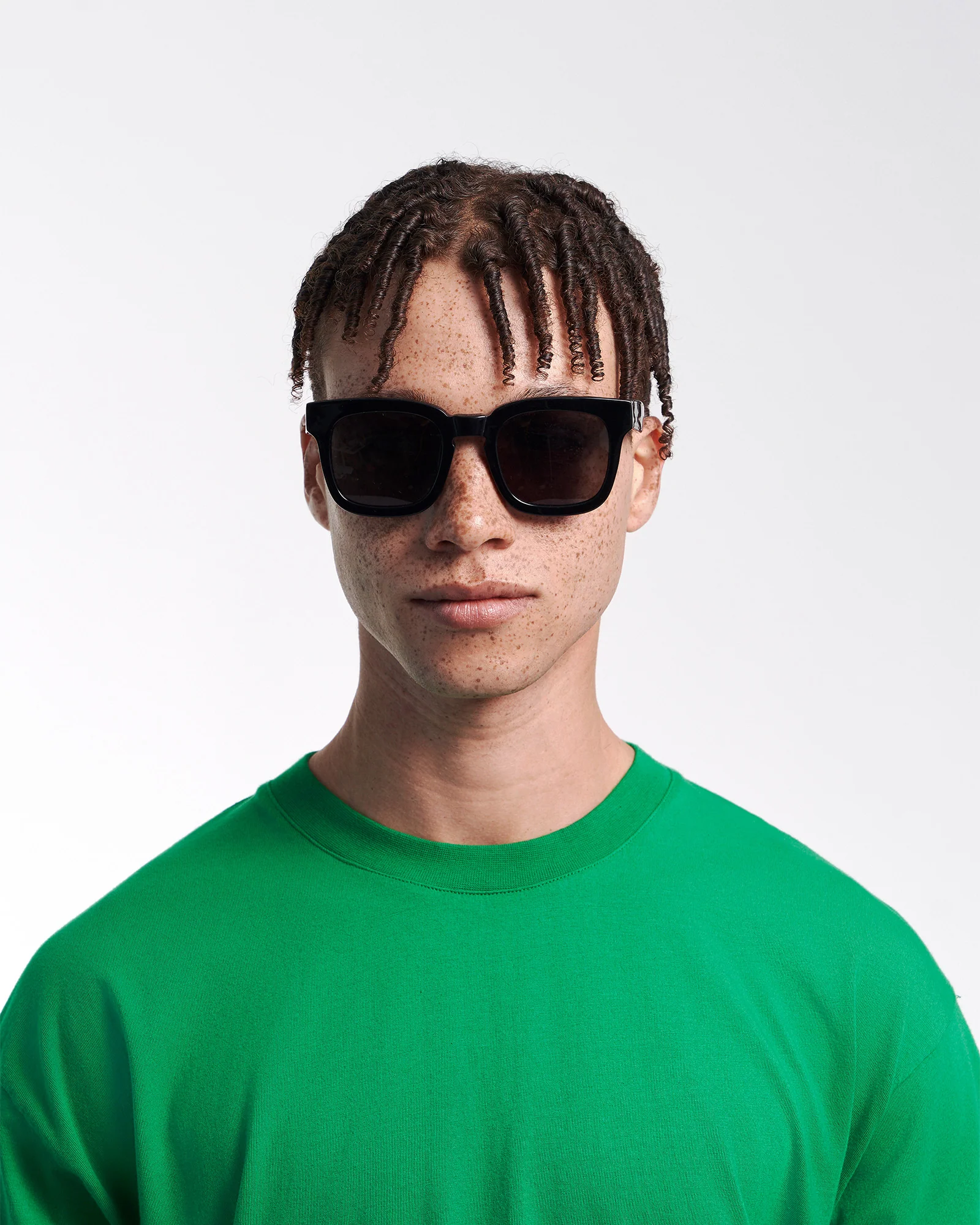 Sunglass 18 - Deep Black Solid - Black - Image 3