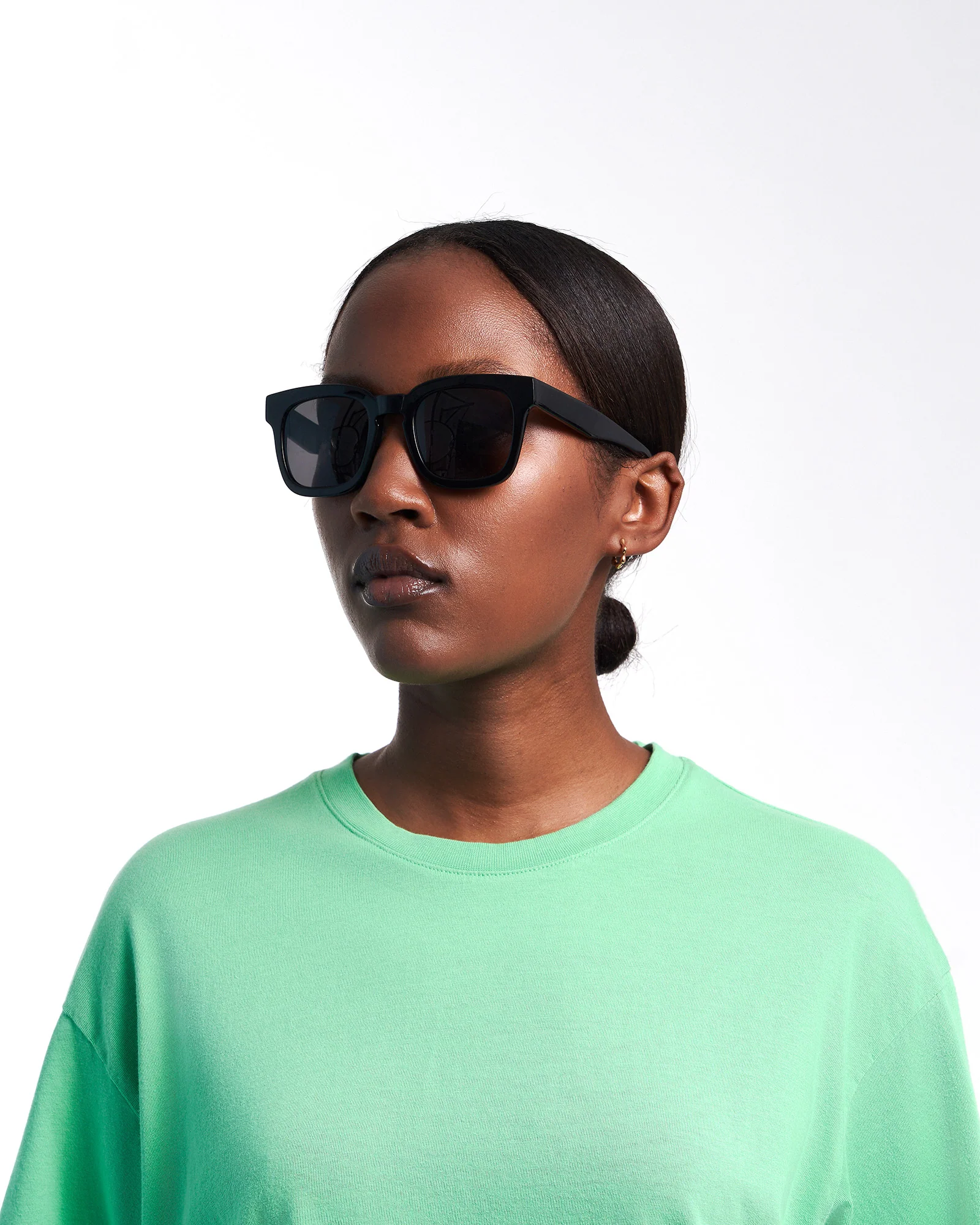 Sunglass 18 - Ultra Violet - Lavender - Image 4